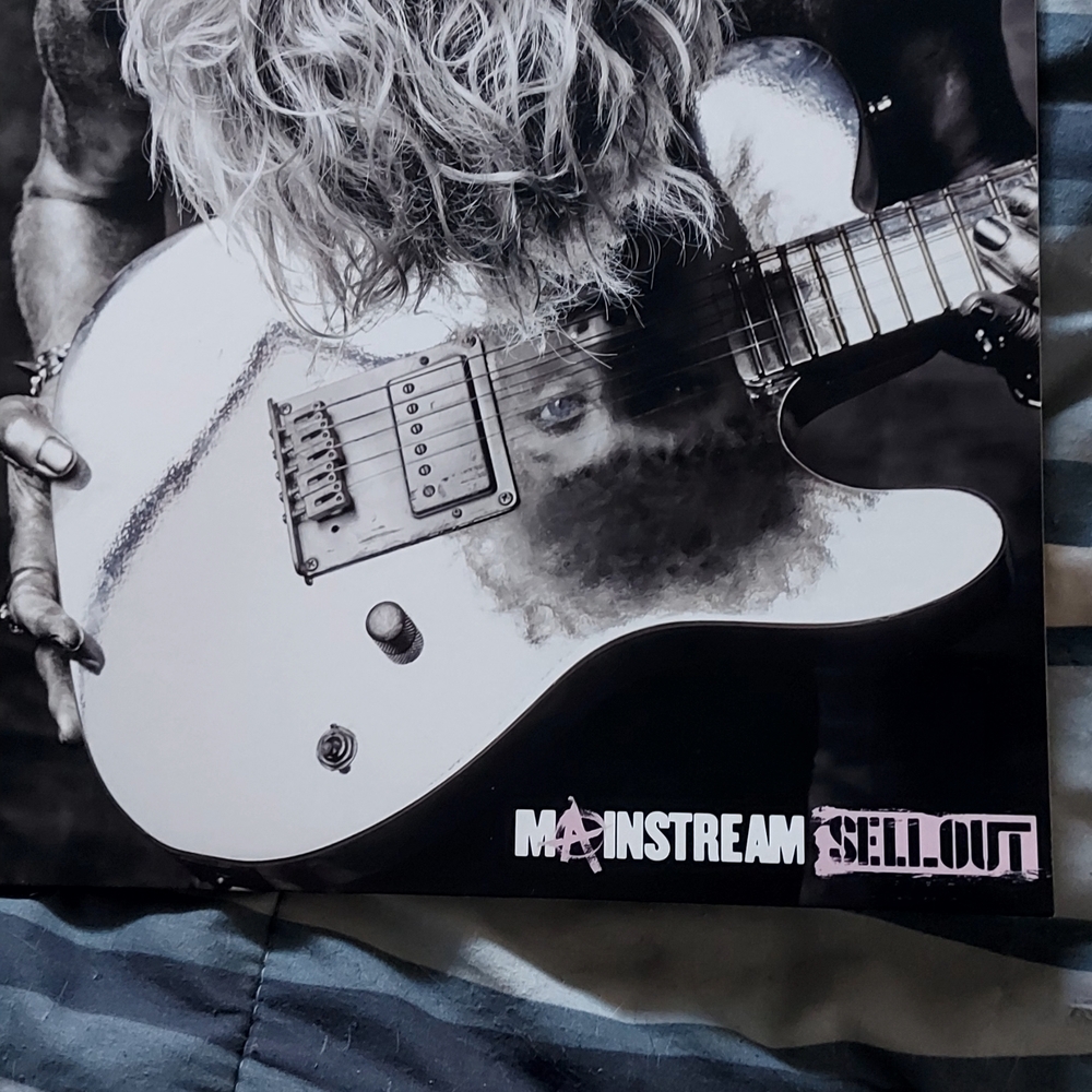 Mainstream Sellout, vinyl Machine Gun Kelly album